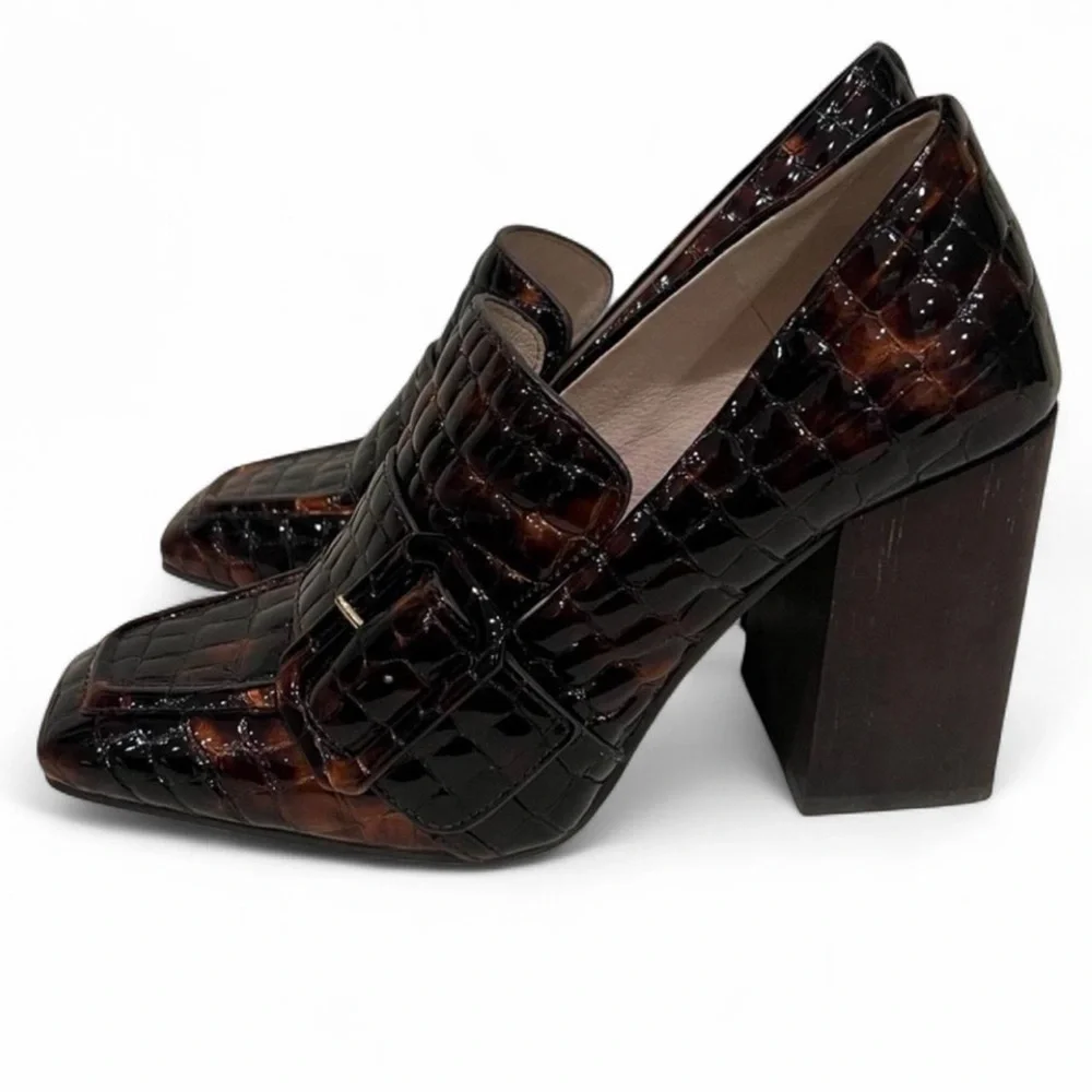 Louise et Cie Ovidio Tortoise Croc Embossed Leather Loafer Heels 7